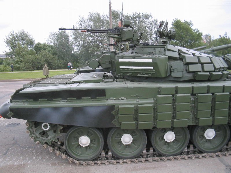 T-72BR_Russia_01.jpg