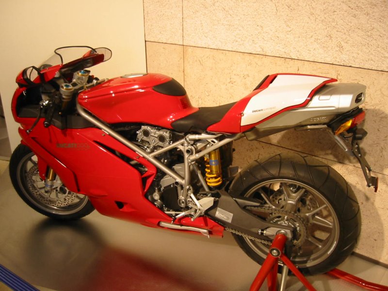 DUCATI999(1).jpg